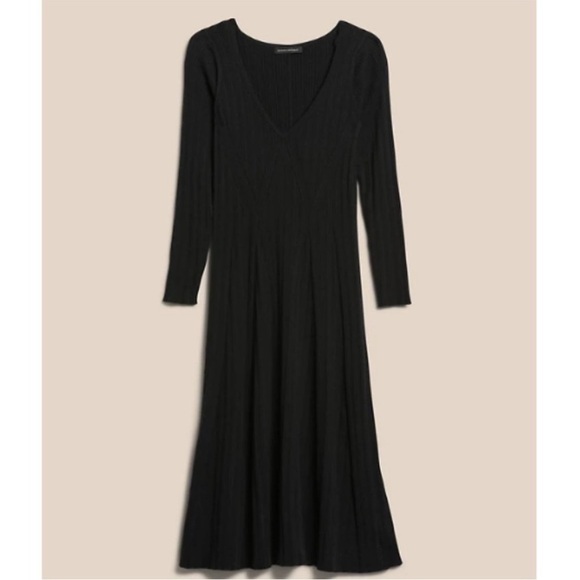 Banana Republic Dresses & Skirts - Banana Republic Dress Ribbed V-Neck Sweater Midi Black Holiday Winter Boots